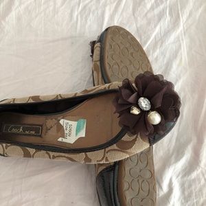 Like New!  Coach Flats
